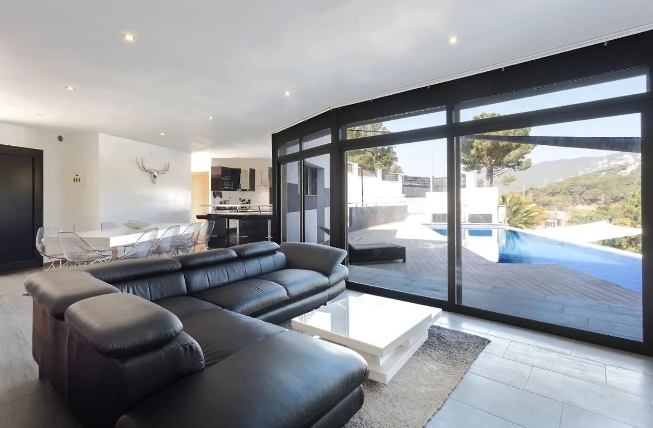Family-Friendly Villa In Lloret De Mar With Private Pool Spagna